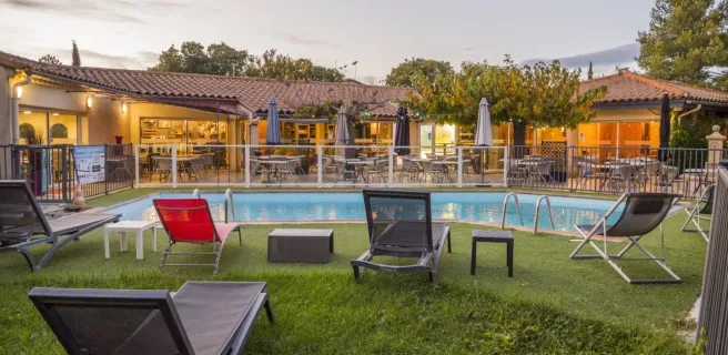 Hôtel Uzès Pont du Gard - Piscine