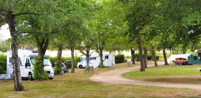 Aire de services sur camping