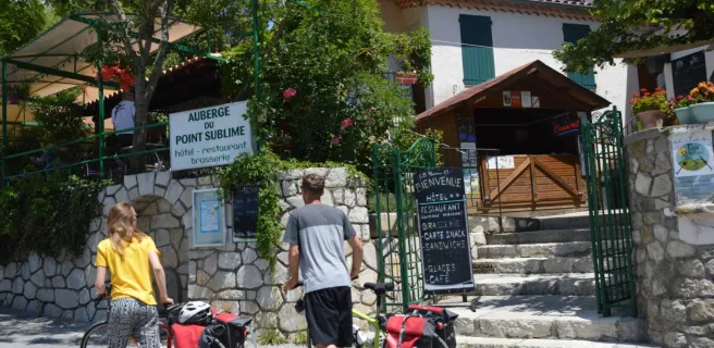 L'entrée de l'Auberge