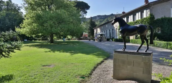 La Chapelle aux Acacias