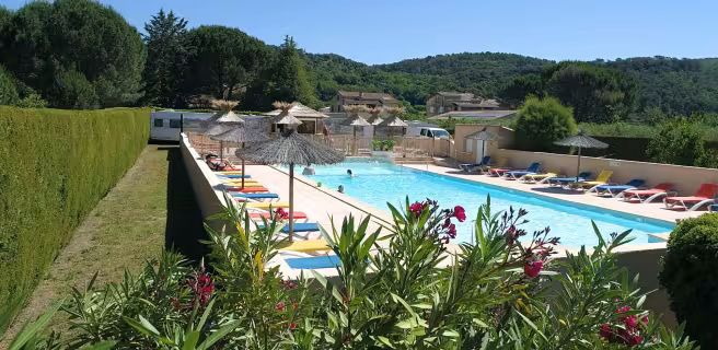Les Amarines - Piscine