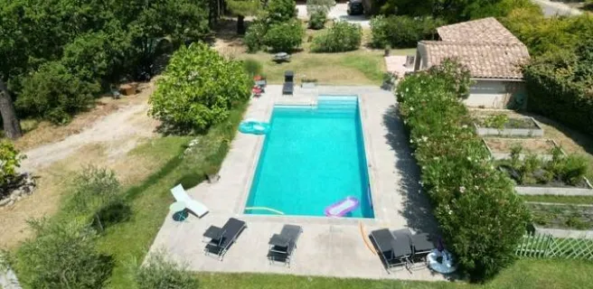 La Fontaine Provençale : gîte le figuier