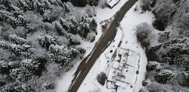Vue drone - auberge de Carri - La Chapelle en Vercors