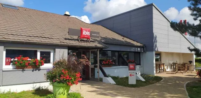 Hôtel Ibis Moulins Sud