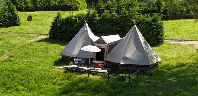 Location hébergement Tipis n°2 de 6 personnes Lac des Settons Morvan - Activital