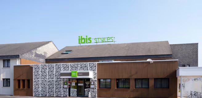 Ibis Styles FOUGERES