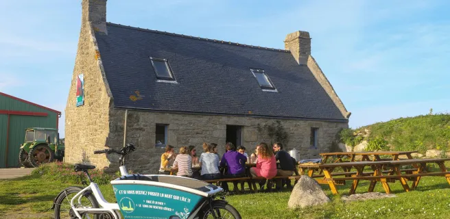 tous droits réservés