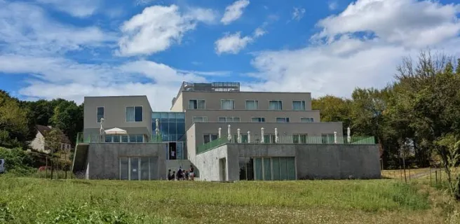 Base de Plein Air Lac Eguzon Pôle Hébergement