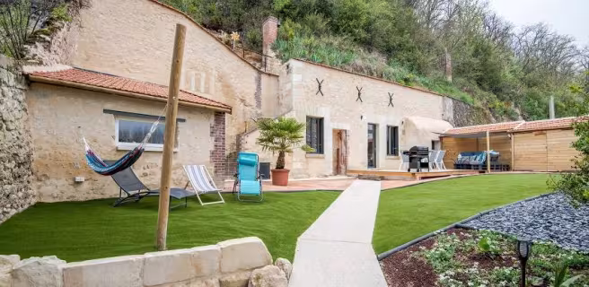 Troglo Dit Gîte