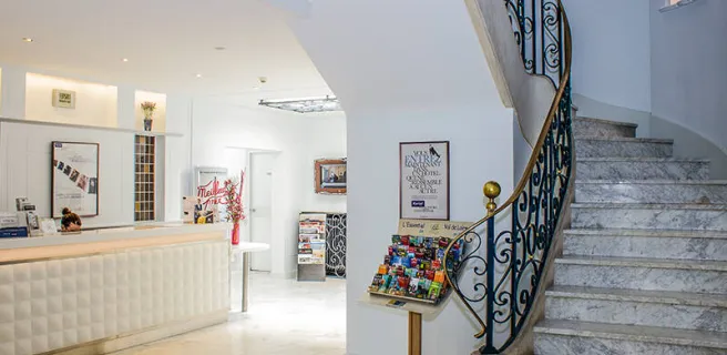 Hotel Kyriad Tours Centre