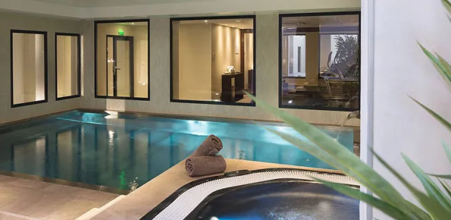 Hôtel Oceania l'Univers Tours