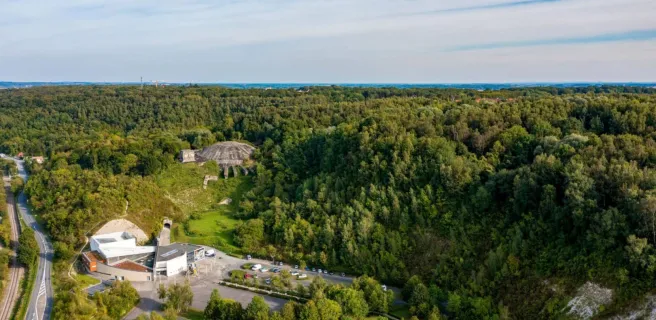 LA COUPOLE