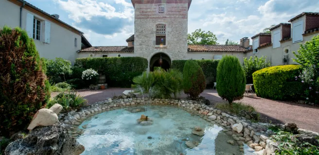 Le Prince Noir - Hôtel-Restaurant