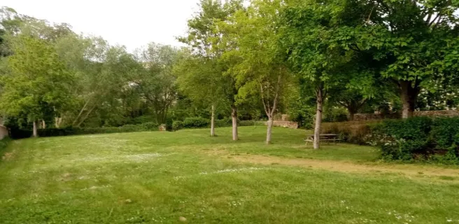 Aire Naturelle de Camping - Saint Généroux