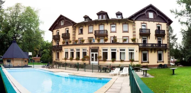 Hôtel-Restaurant le Grand Hôtel - BRIT HOTEL