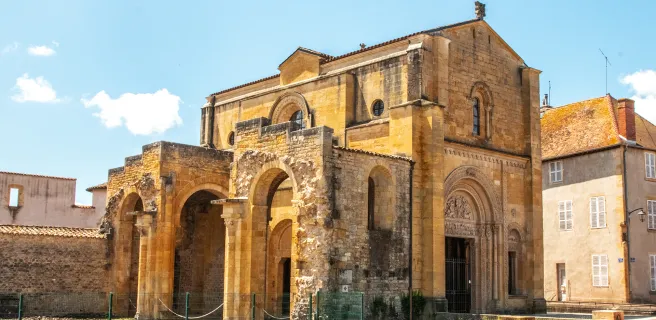 Abbaye Bénédictine de Charlieu