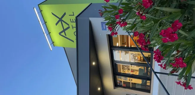 AX HOTEL
