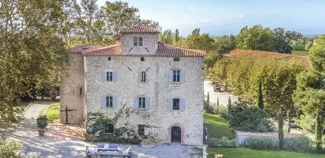 chateau DOMAINE VILLELCARE