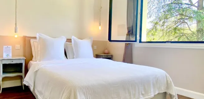 Le Chat Vert - appartements Adults Only ****, chambre cosy avec lit queen size