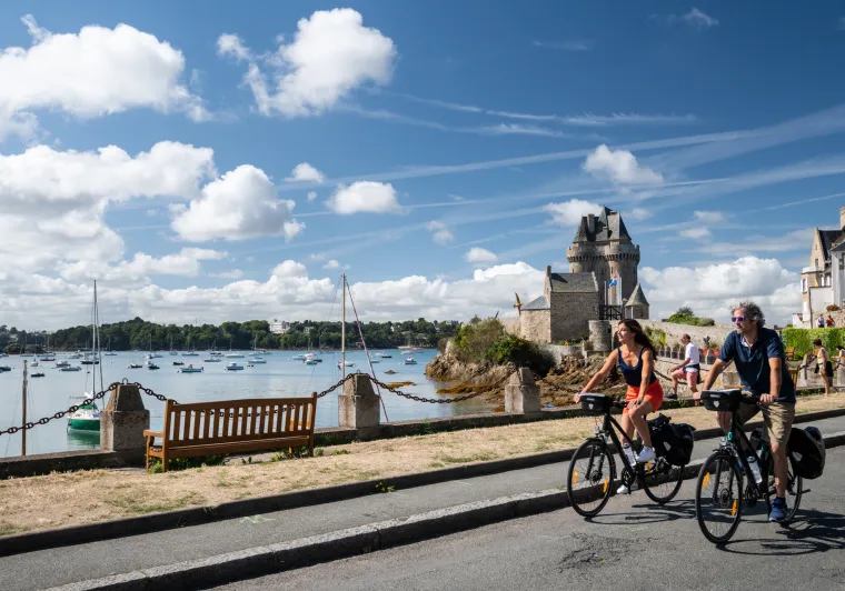La Tour Solidor à Saint-Malo - La Vélomaritime