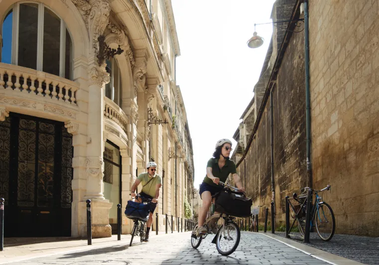 Ruelles de Bordeaux à vélo