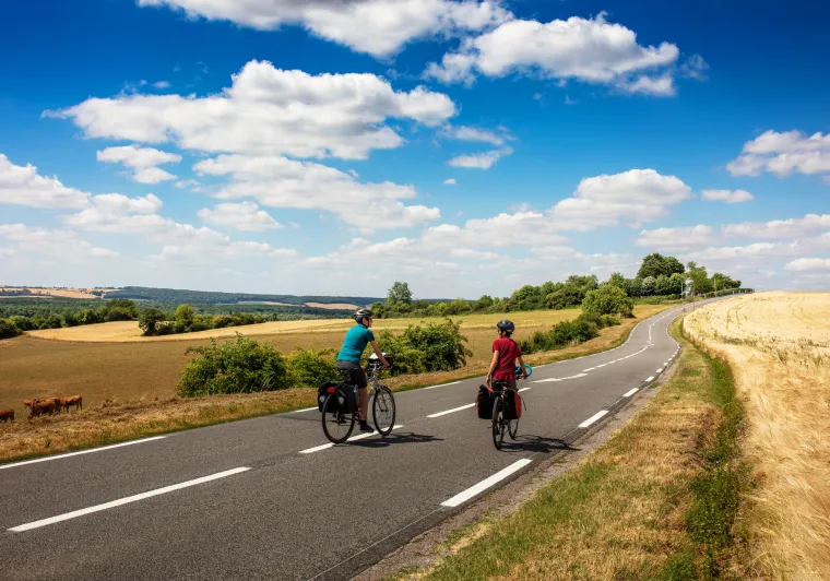 La Seine à vélo sur la route entre Follainville et Dennemont