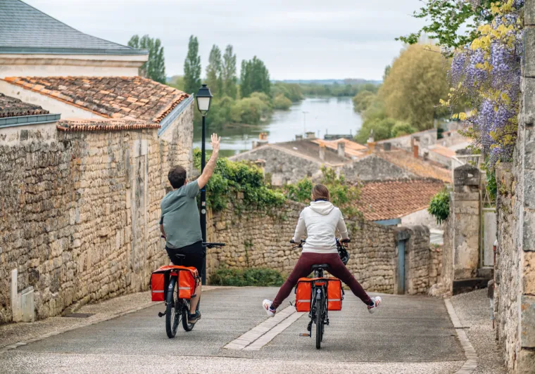 Balade à vélo dans les rues de Saint-Savinien