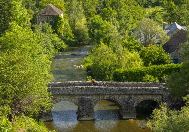 Saint-Céneri le Gérei pont