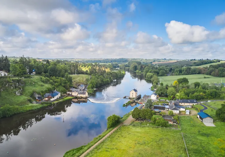 Ecluse d'Origné en bords de Mayenne