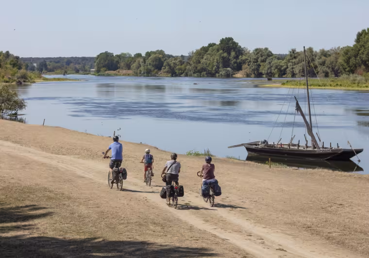 Saint-Dye-sur-Loire sur La Loire à Vélo