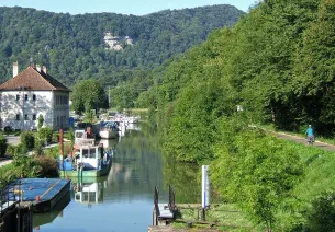 Baume-les-Dames, au bord du Doubs