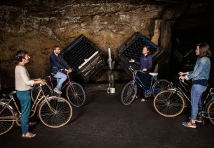Visite à vélo des caves Bouvet-Ladubay 