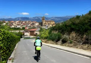 Panorama d'une route à vélo en Espagne