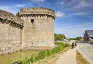 Remparts de Guérande à vélo
