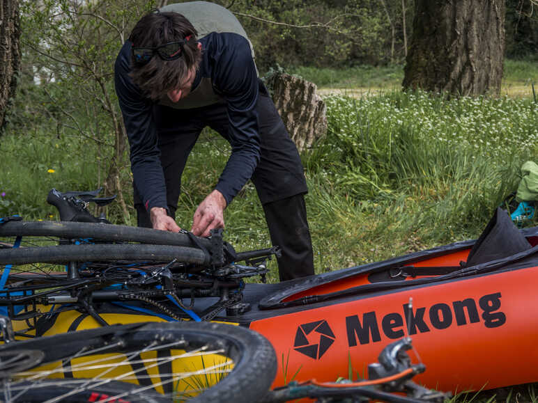 Bikeraft dans les gorges de l'Ardèche