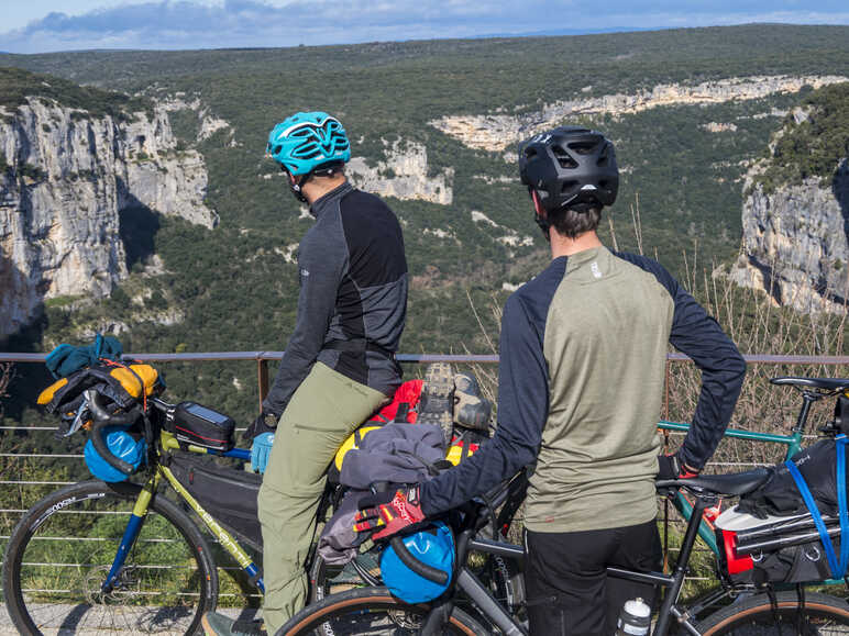 A vélo dans les gorges de l'Ardèche