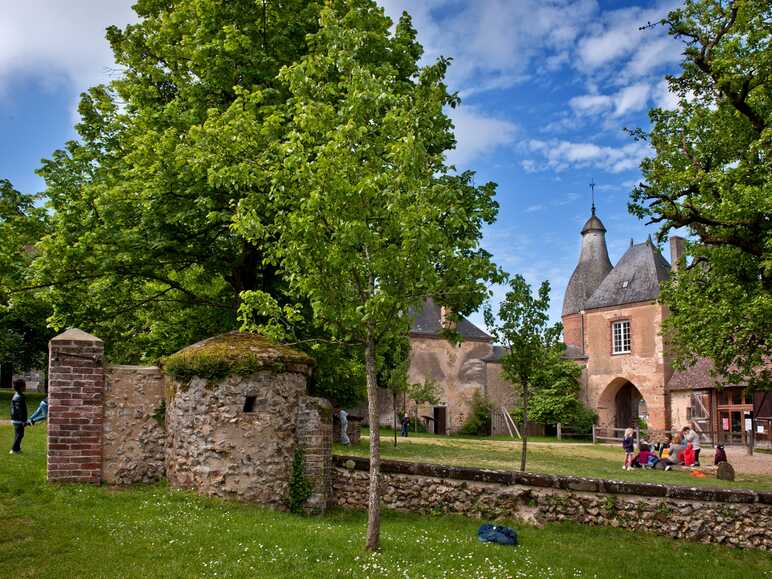 Autour de la Commanderie d’Arville, entre bocage et roussard