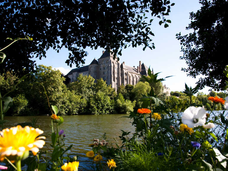 Saint-Pierre de Solesmes Abbey