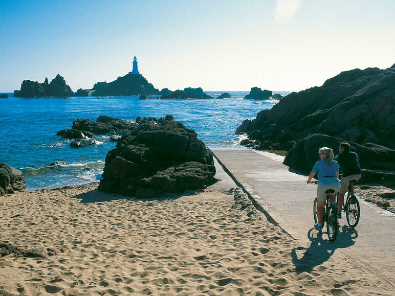 Les îles Anglo-normandes à vélo