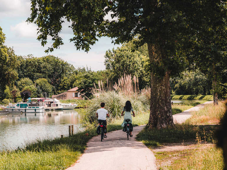 Canal de Garonne à vélo