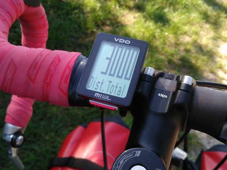 Compteur vélo EuroVelo 6 - Riding Through This World