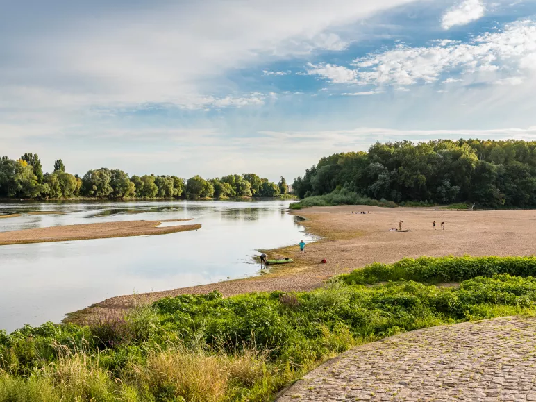 Panorama sur la Loire et ses bancs de sable aux Pont-de-Cé 