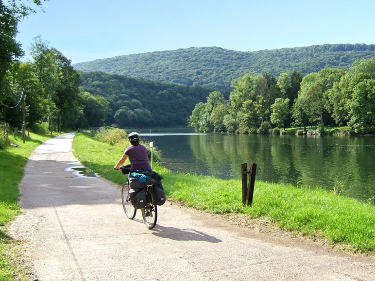La Vallée du Doubs à vélo