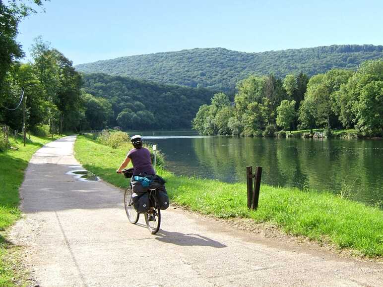 La Vallée du Doubs à vélo