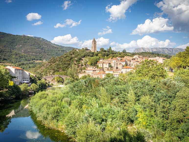 Olargues sur la Véloccitanie