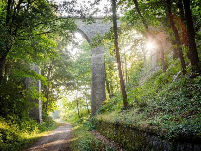 Viaduc ferroviaire sur La Véloccitanie