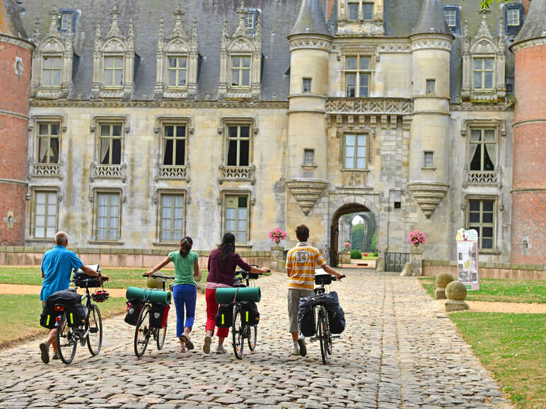 Le château de Maintenon et son aqueduc