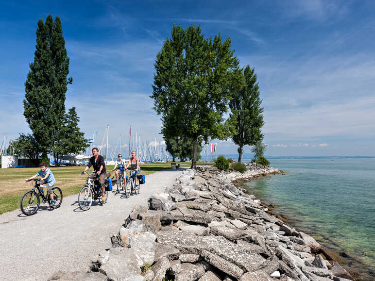 La route du Rhin à vélo en Suisse