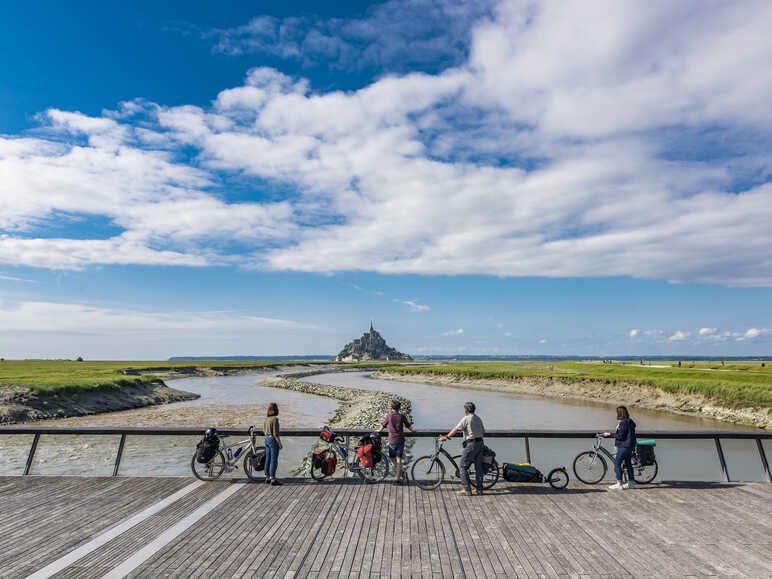 Vue sur le Mont St-Michel par la Véloscénie